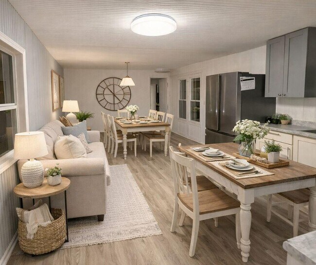 Building Photo - 6407 SE 108th St