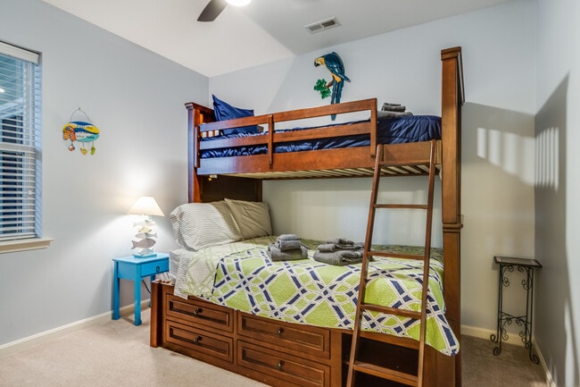 Dormitorio 3 (cama matrimonial/dos camas individuales) - 37696 Ulster Dr