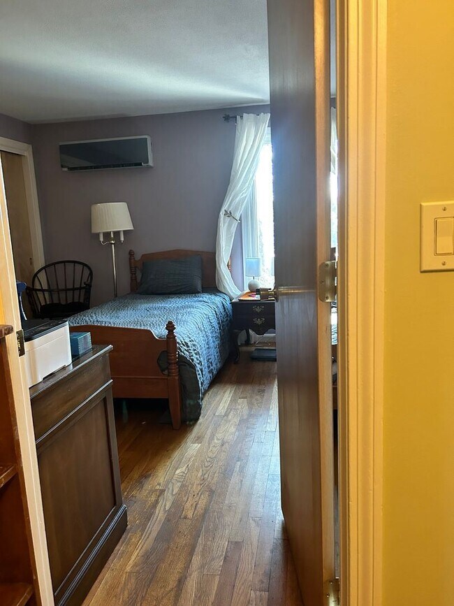 Foto del edificio - 2 br, 1 bath House - 40 Webster Court U:40...