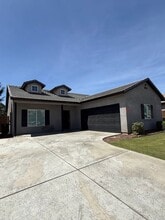 Building Photo - 5511 Beacon Ridge Ct