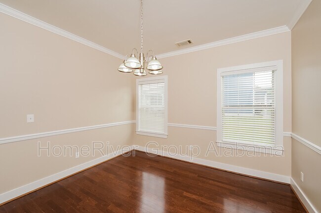 Building Photo - 1069 Kelly Creek Way