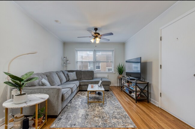 Foto del edificio - 1528 N Harlem Ave