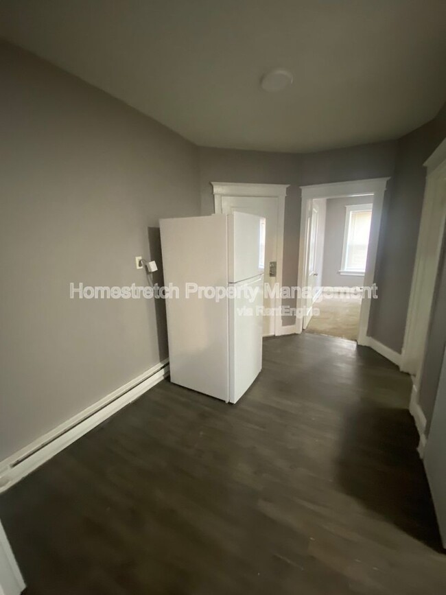 Building Photo - 3107 Osceola St