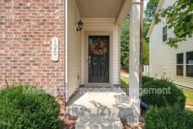 Foto del edificio - 120 Holly Berry Ln