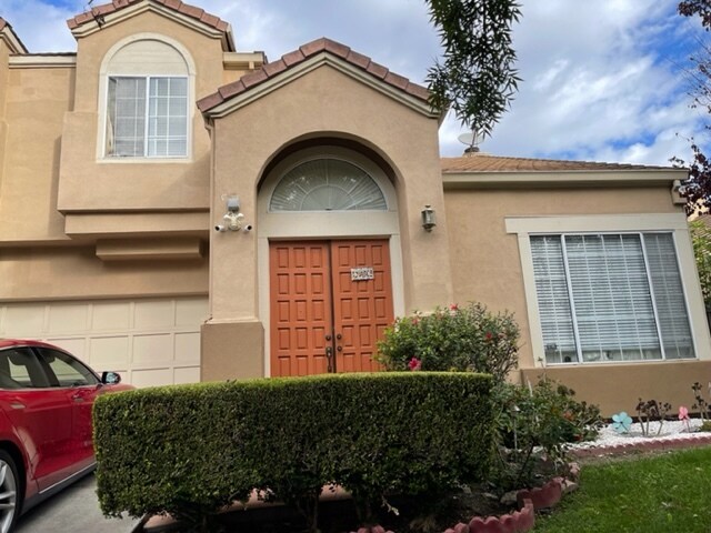 Foto del edificio - 5761 Commerce Dr