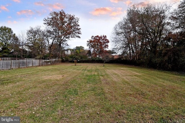 Building Photo - 7125 Harrison Ln