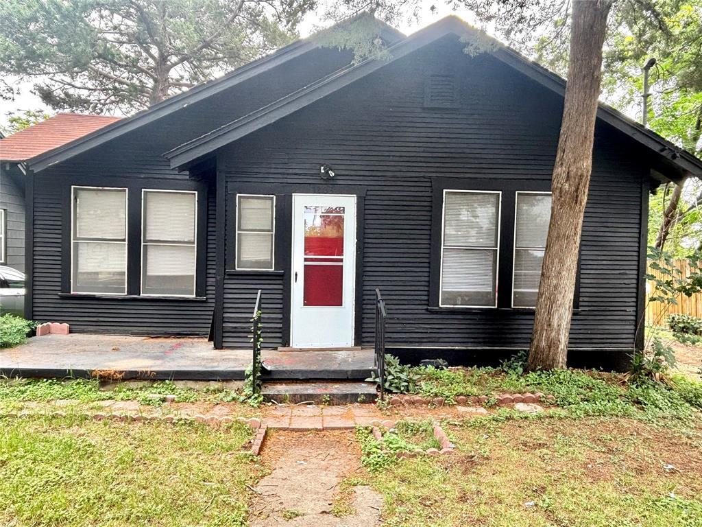 Foto principal - 1203 Leona St