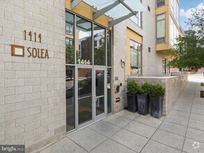 Building Photo - 1414 Belmont St NW