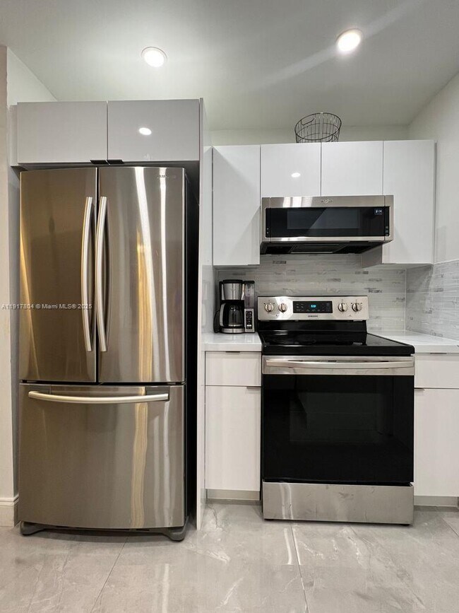 Foto del edificio - 7303 NW 57th Dr