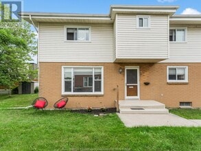 Building Photo - 255 Talbot St N