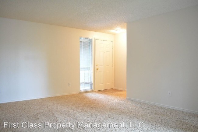 Building Photo - 4628 Oakridge Rd