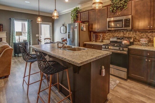 Foto del edificio - 282 Turtle Creek Dr