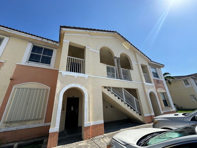 Foto del edificio - 1568 SE 26th St