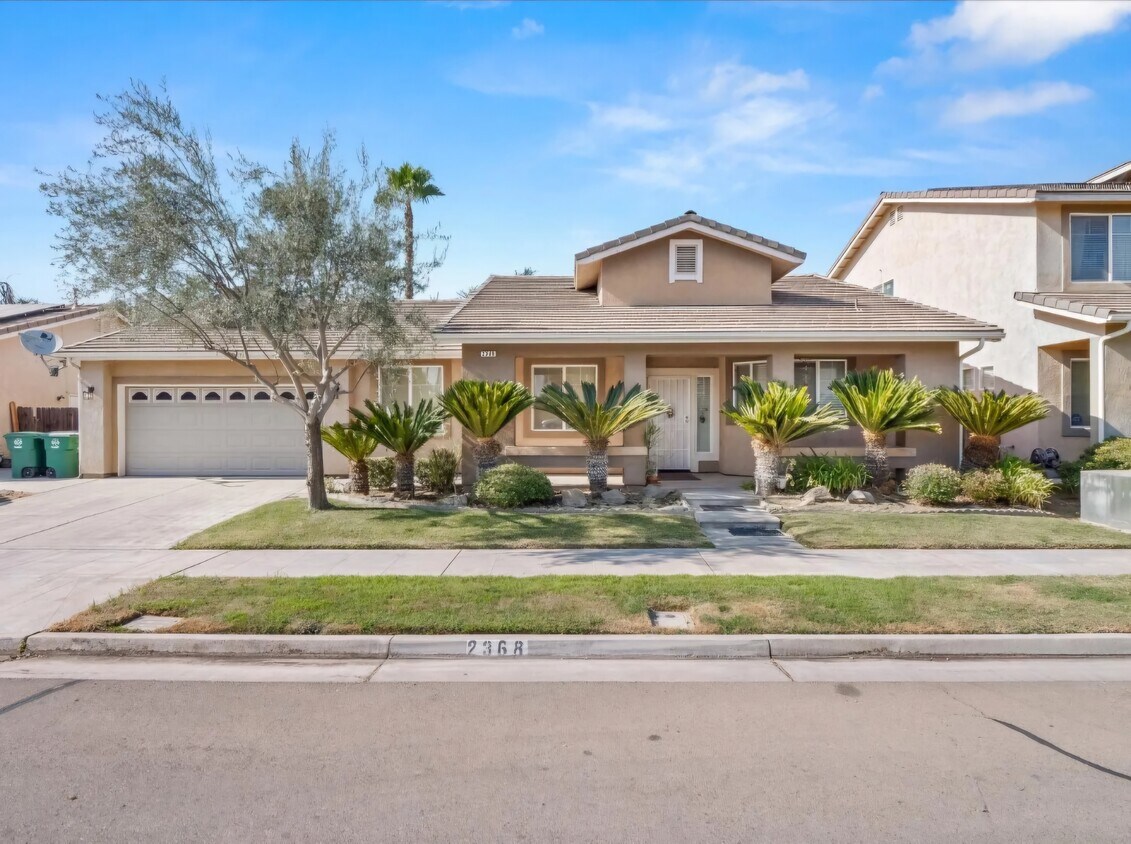 Foto principal - 2350 E Duff Ave