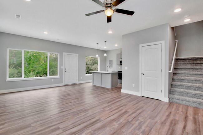 Foto del edificio - 4781 E 45th St N