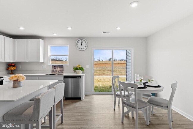 Building Photo - 240 Olympus Rd