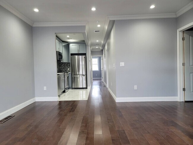 Foto del edificio - 145-28 123rd Ave
