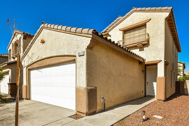 Building Photo - 3577 Chelsea Grove St