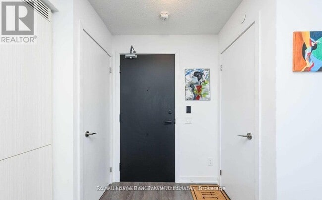 Building Photo - 125 Redpath Ave