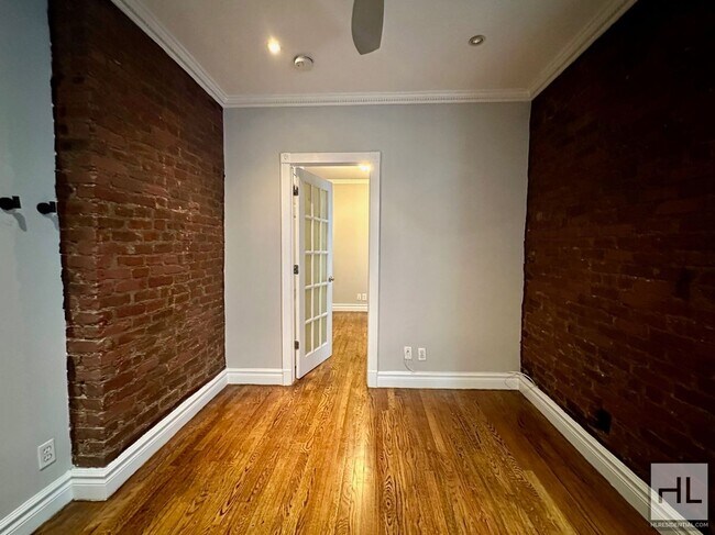 Foto del edificio - East 13th Street