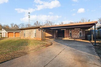 Building Photo - 4118 SE 14th St