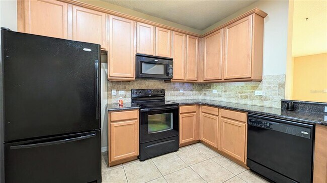 Building Photo - 2749 Oakwater Dr
