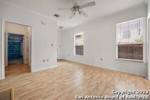 Foto del edificio - 7037 Tourant Rd