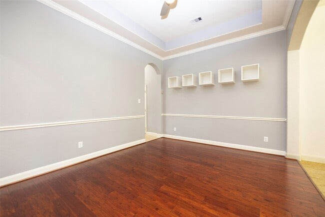 Foto del edificio - 6743 Honeycrest Lane