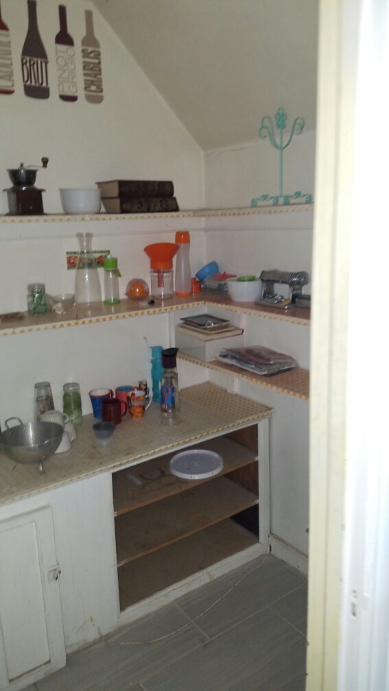 Walk-In Pantry - 38 North Willow Street