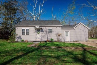 Building Photo - 2333 Old Plank Rd