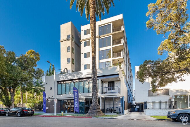 Foto del edificio - Onix Hollywood