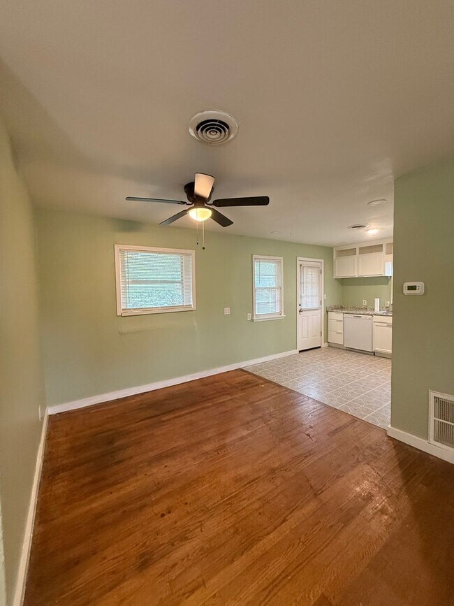 Foto del edificio - 2 bed/1 bath home in South Oklahoma City