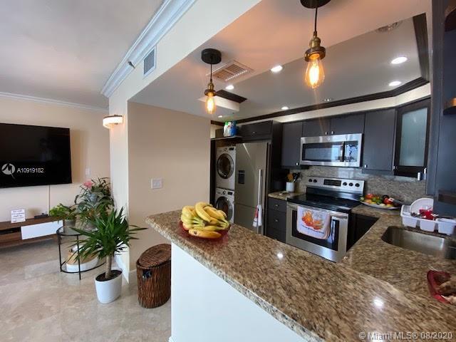 Foto del edificio - 2457 Collins Ave