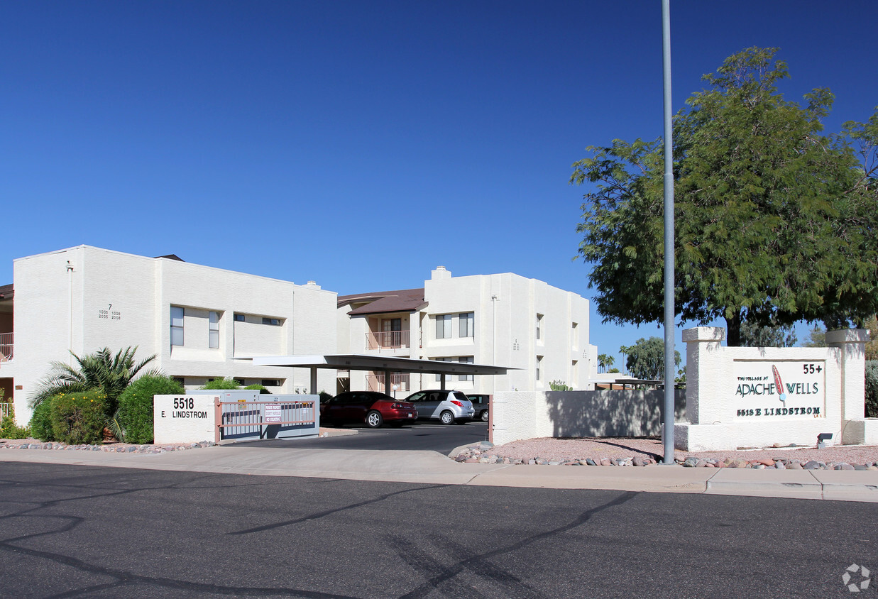 Primary Photo - Village At Apache Wells