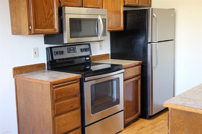 Foto del edificio - 2 br, 1 bath Condo - 251 McCarrey St Unit ...