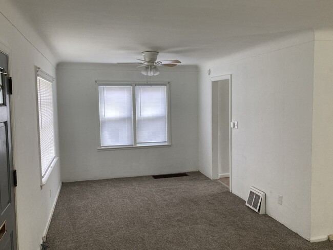 Building Photo - 4649 Westway St