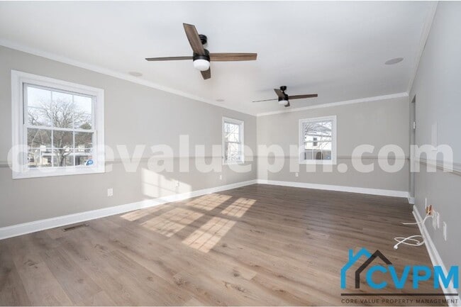 Photo - 2617 Belair Dr House