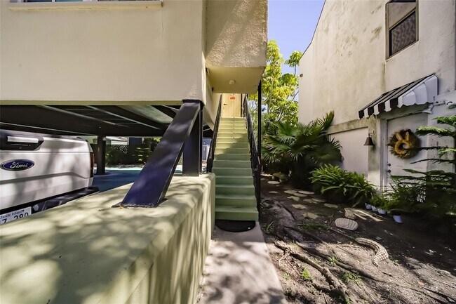 Building Photo - 18111 1st St E