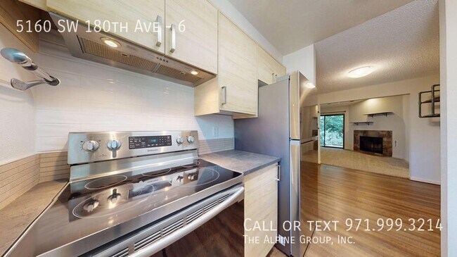 Foto del edificio - 5160 SW 180th Ave