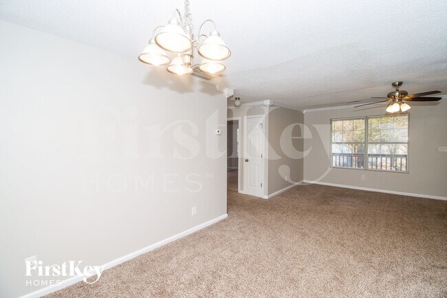 Foto del edificio - 604 Rays Ln SE