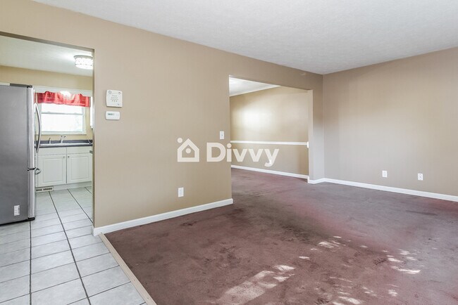 Building Photo - 215 Randel Ave, Akron, OH 44313