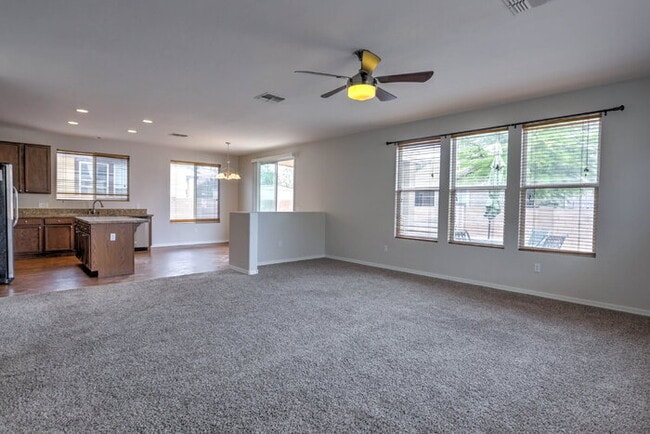 Building Photo - Rancho Sahuarita