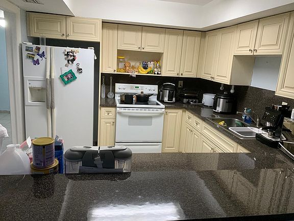 Foto del edificio - 7275 W 2nd Ln