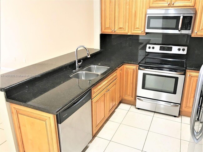Foto del edificio - 588 NW 158th Ln