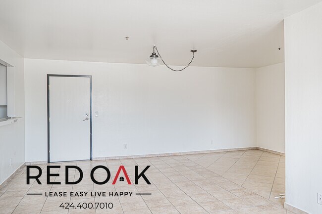 Foto del edificio - 5541 Fulcher Ave