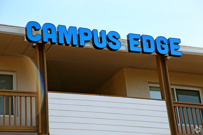 Foto del edificio - Summit at Campus Edge