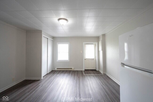 Foto del edificio - 2142 W US Hwy 40