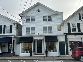 Building Photo - 15 Main St