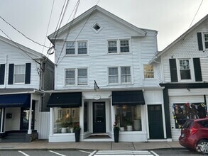 Building Photo - 15 Main St