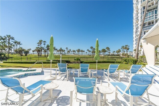 Foto del edificio - 4031 Gulf Shore Blvd N